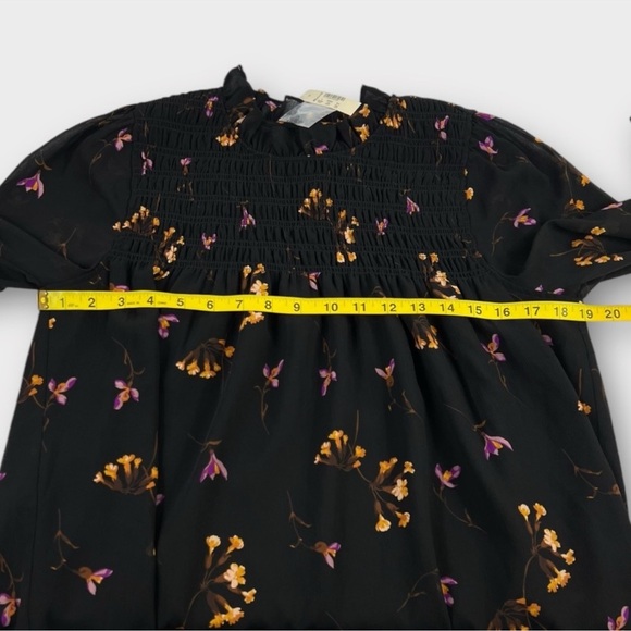 - NWT Madewell Georgette Ruffle-Collar Smocked Top in Falling Freesias B… - Picture 11 of 14